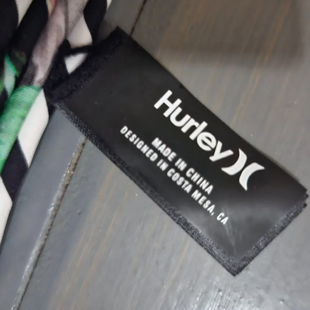 Hurley Women's Junior's Reversible Cheeky Hipster Floral Panties Black Size XL